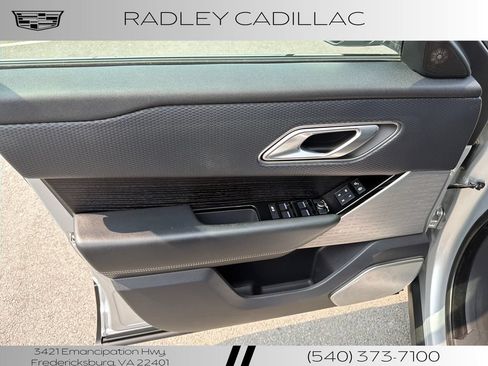 Used 2018 Land Rover Range Rover Velar S AWD/4WD image 4
