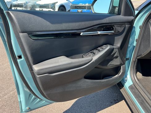 Used 2024 Kia Seltos EX AWD/4WD image 13