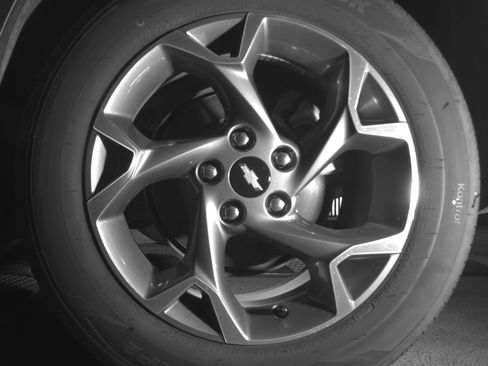 Used 2025 Chevrolet Trax LT FWD image 14