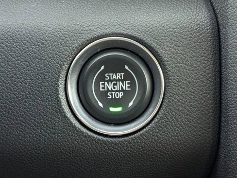 Used 2024 GMC Acadia Denali w/ Super Cruise Package image 32