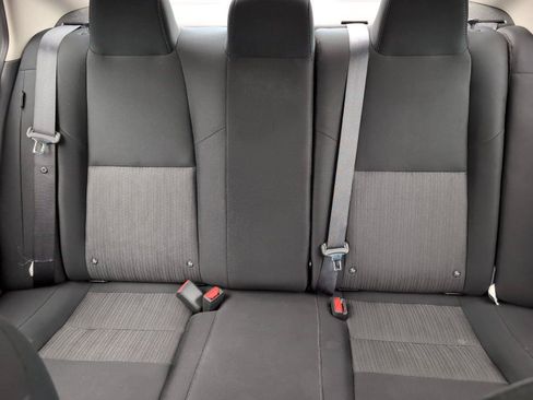 Used 2024 Nissan Sentra SV FWD image 28