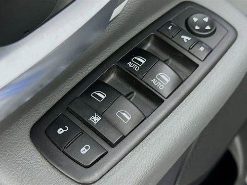Used 2020 RAM 1500 Big Horn AWD/4WD image 20