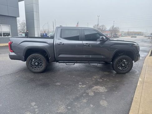 Used 2024 Toyota Tundra Limited image 3