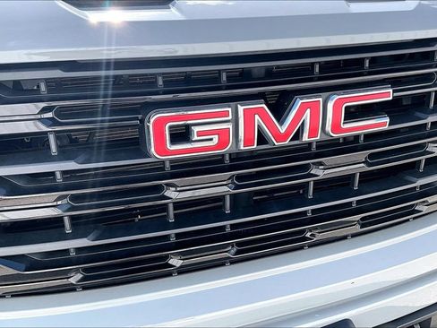 Used 2024 GMC Sierra 1500 Elevation AWD/4WD image 35
