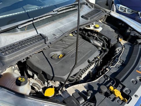 Used 2018 Ford Escape SE w/ Ford Safe & Smart Package image 23