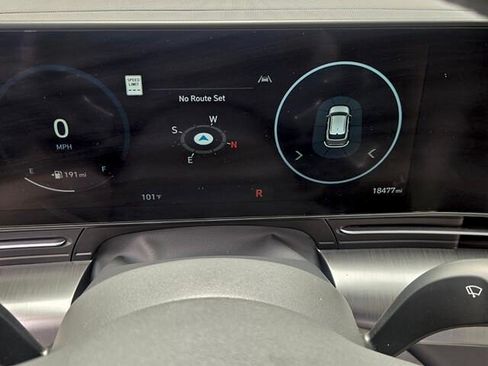 Used 2024 Hyundai Kona Limited FWD image 24