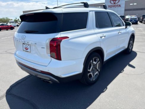 Used 2023 Hyundai Palisade Limited AWD/4WD image 16