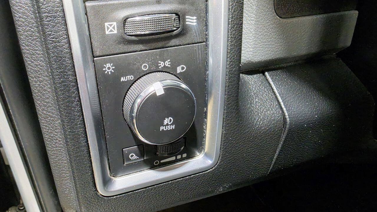 Used 2016 RAM 1500 Big Horn AWD/4WD image 23