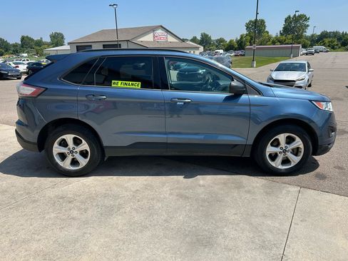 Used 2018 Ford Edge SE FWD image 4