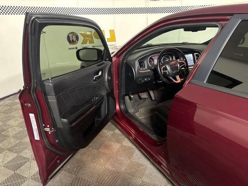Used 2018 Dodge Charger GT w/ Navigation & Travel Group AWD/4WD image 9