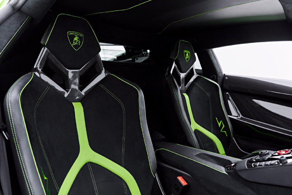 Used 2016 Lamborghini Aventador LP 750-4 Superveloce AWD/4WD image 73