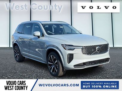 New 2025 Volvo XC90 B5 Core w/ Protection Package Premier