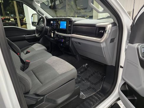 Used 2025 Ford F250 XLT AWD/4WD image 34