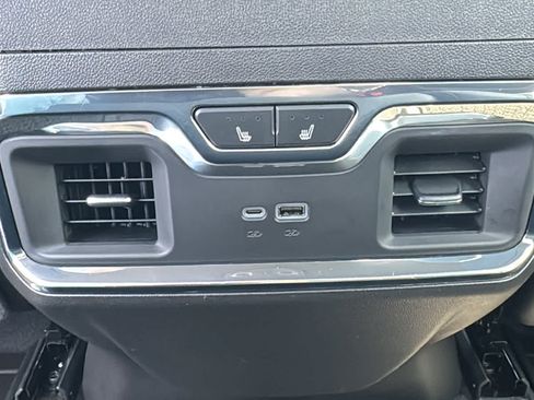 Certified 2025 GMC Sierra 1500 Denali AWD/4WD image 26