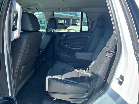 Used 2020 Chevrolet Tahoe Premier w/ RST 6.2L Performance Edition RWD image 17