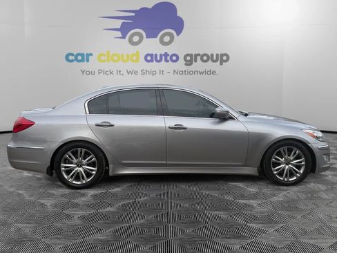 Used 2012 Hyundai Genesis 3.8 w/ Premium Pkg image 6