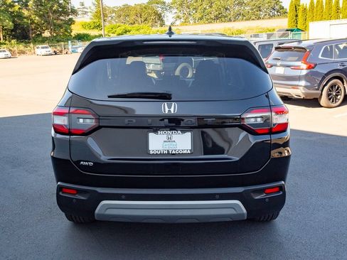 Used 2025 Honda Pilot EX-L image 12