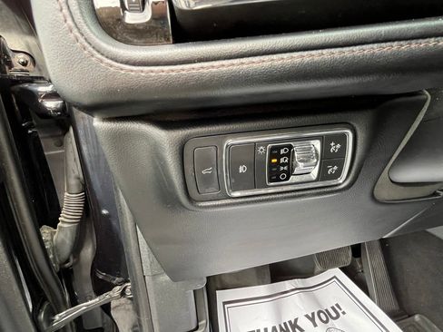 Used 2020 Lincoln Aviator Reserve w/ Equipment Group 202A image 11