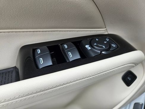 Used 2024 Cadillac CT4 Luxury w/ Sun And Sound Package RWD image 31