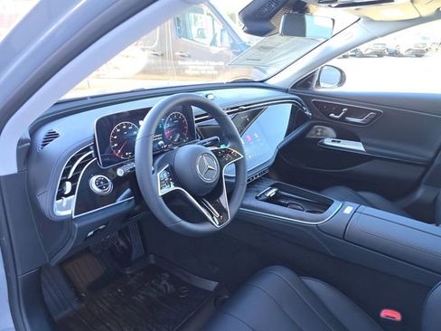 New 2026 Mercedes-Benz E 350 4MATIC Sedan image 23