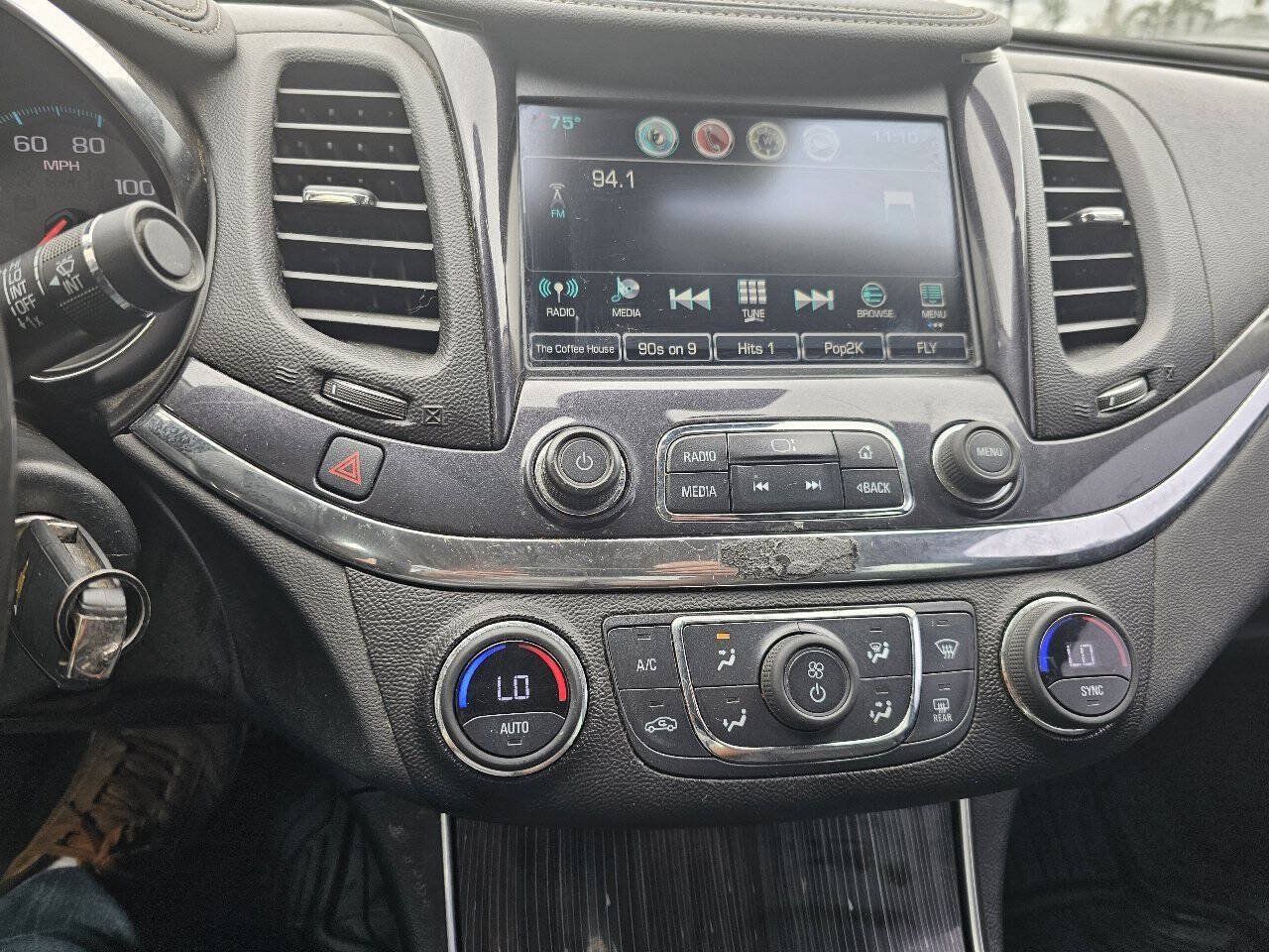 Used 2016 Chevrolet Impala LT FWD image 20
