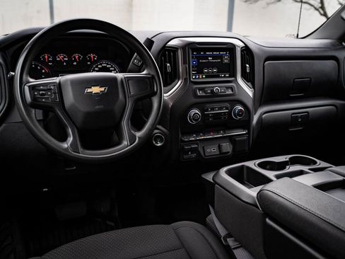 Used 2024 Chevrolet Silverado 1500 W/T w/ WT Value Package image 4