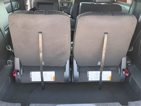 Used 2016 Ford Explorer XLT w/ Equipment Group 202A FWD image 22