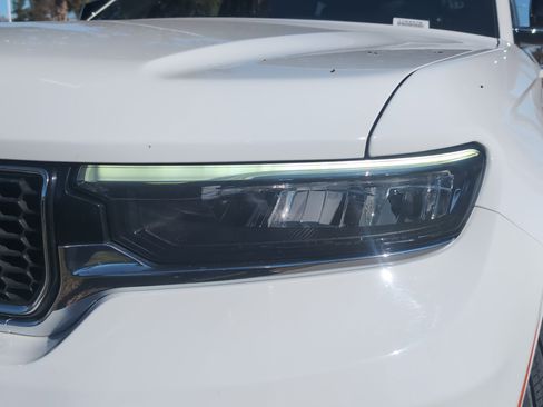 Used 2023 Jeep Grand Cherokee L Overland image 6