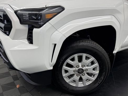 New 2026 Toyota Tacoma SR5 AWD/4WD image 4