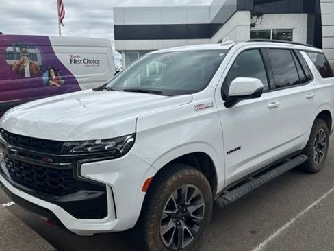 Used 2022 Chevrolet Tahoe Z71 w/ Luxury Package AWD/4WD image 1
