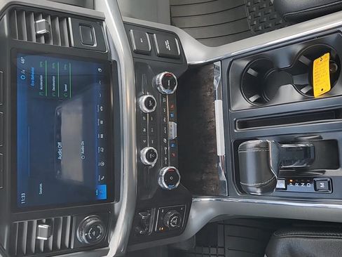 Used 2022 Ford F150 Lariat image 15