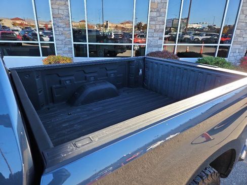 Used 2021 Chevrolet Silverado 1500 RST image 26