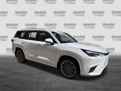 New 2026 Lexus TX 350 AWD image 2