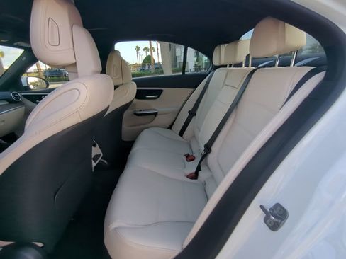 Used 2025 Mercedes-Benz C 300 Sedan image 13