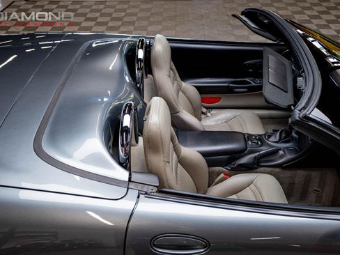 Used 2004 Chevrolet Corvette Convertible w/ Preferred Equipment Group RWD image 53