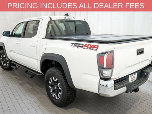 Certified 2023 Toyota Tacoma TRD Off-Road AWD/4WD image 3