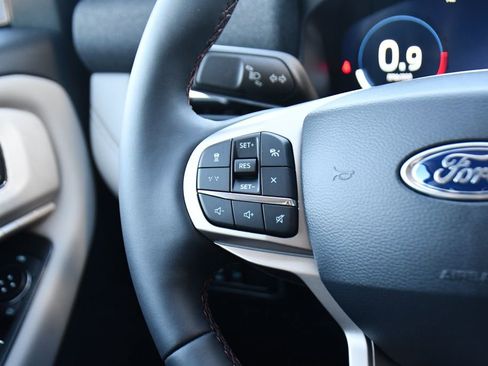 Used 2026 Ford Explorer Active w/ Active Comfort Package image 35