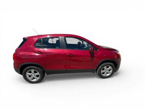 Used 2015 Chevrolet Trax LS AWD/4WD image 7