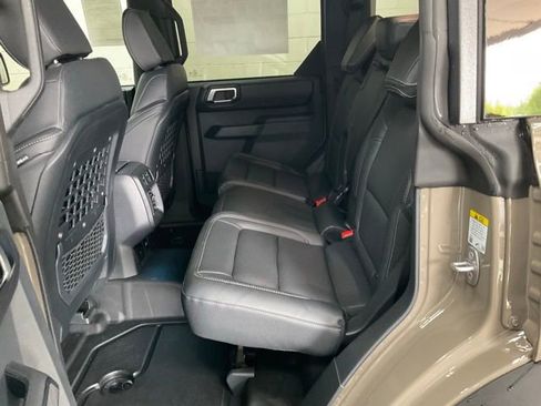 New 2025 Ford Bronco Badlands image 15