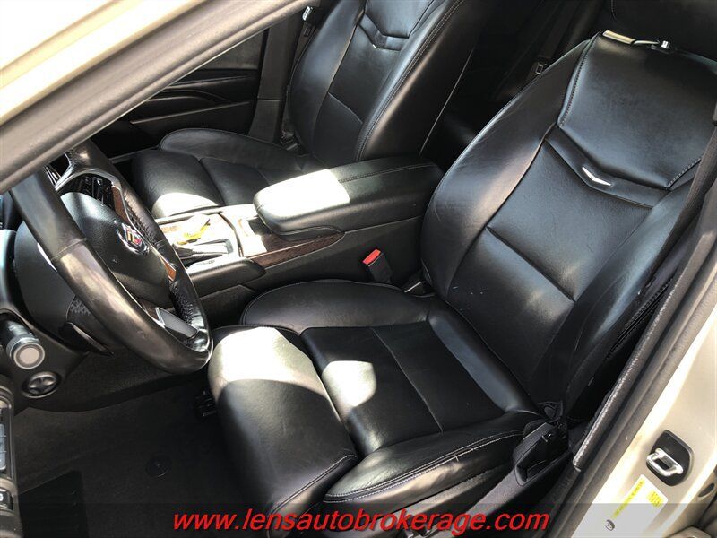 Used 2013 Cadillac XTS Premium FWD image 10