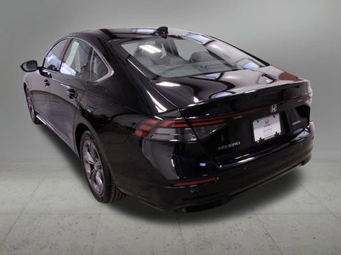 Used 2023 Honda Accord EX-L image 4