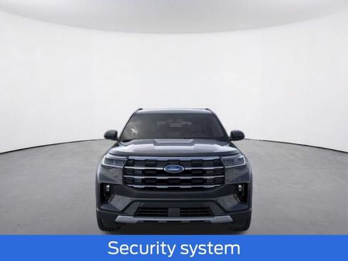 Used 2026 Ford Explorer Active w/ Active Comfort Package AWD/4WD image 8