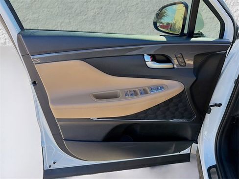 Used 2022 Hyundai Santa Fe Calligraphy image 22