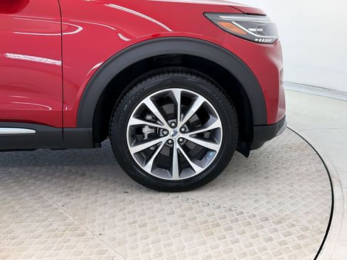 Certified 2025 Ford Explorer Platinum w/ Ultimate Package AWD/4WD image 12