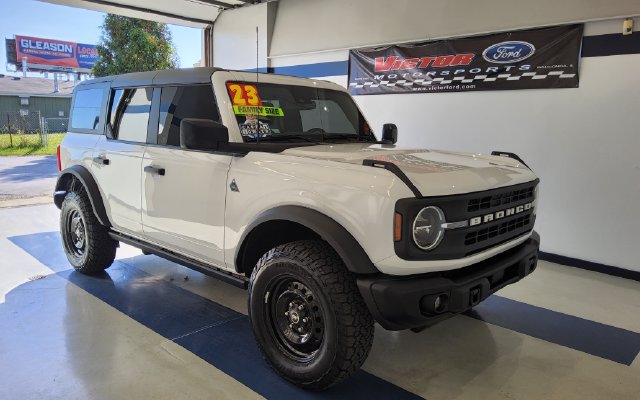 Used 2023 Ford Bronco Black Diamond AWD/4WD image 4
