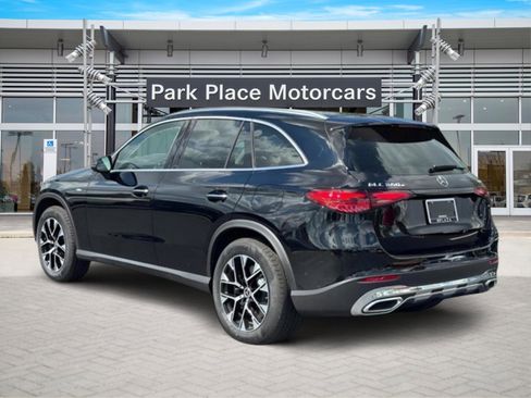 Certified 2025 Mercedes-Benz GLC 350e 4MATIC image 3