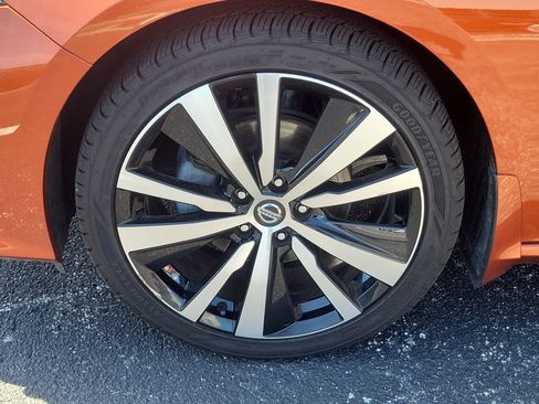 Used 2020 Nissan Altima 2.5 SR FWD image 7