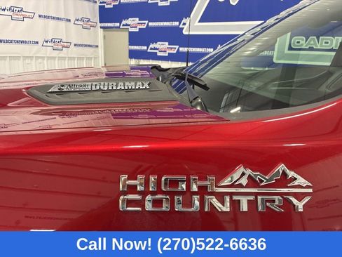 Used 2025 Chevrolet Silverado 2500 High Country AWD/4WD image 13