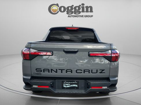 Used 2024 Hyundai Santa Cruz SEL FWD image 4
