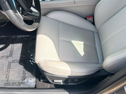 Used 2025 Genesis G70 2.5T RWD image 20